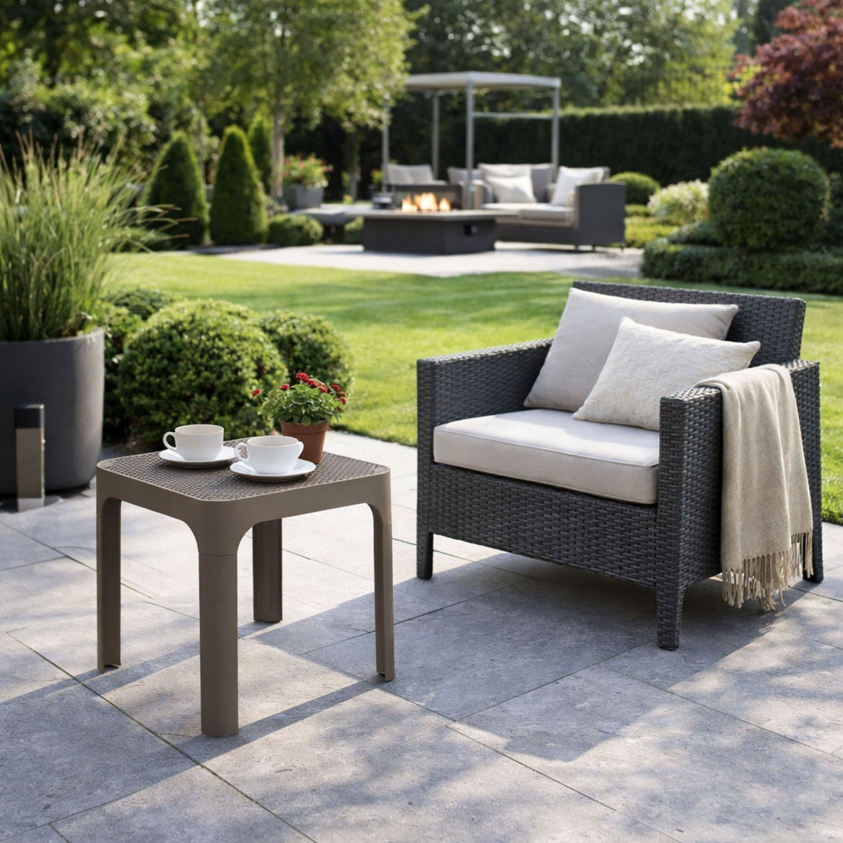 Outdoor Perforated Square Coffee table | Oroa.com