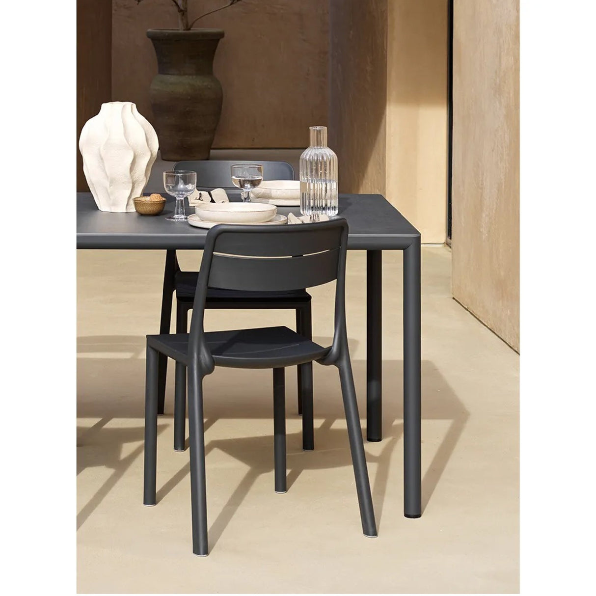Fiberglass Outdoor Monobloc Dining Chair | Oroa.com