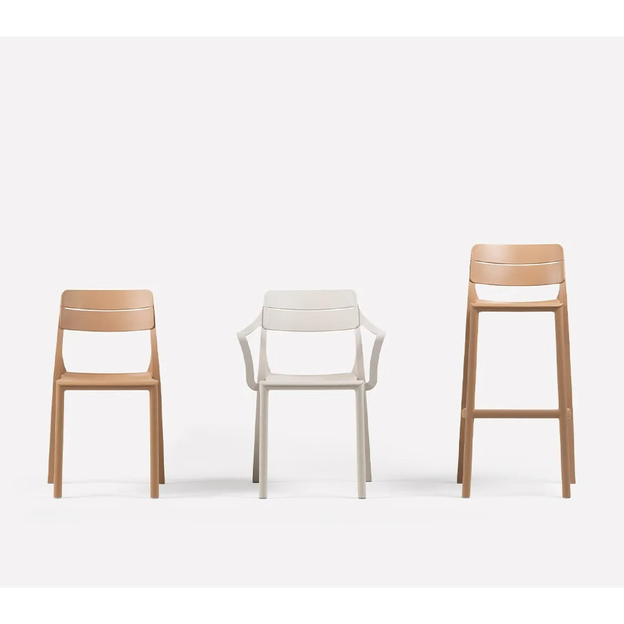 Fiberglass Outdoor Monobloc Dining Chair | Oroa.com