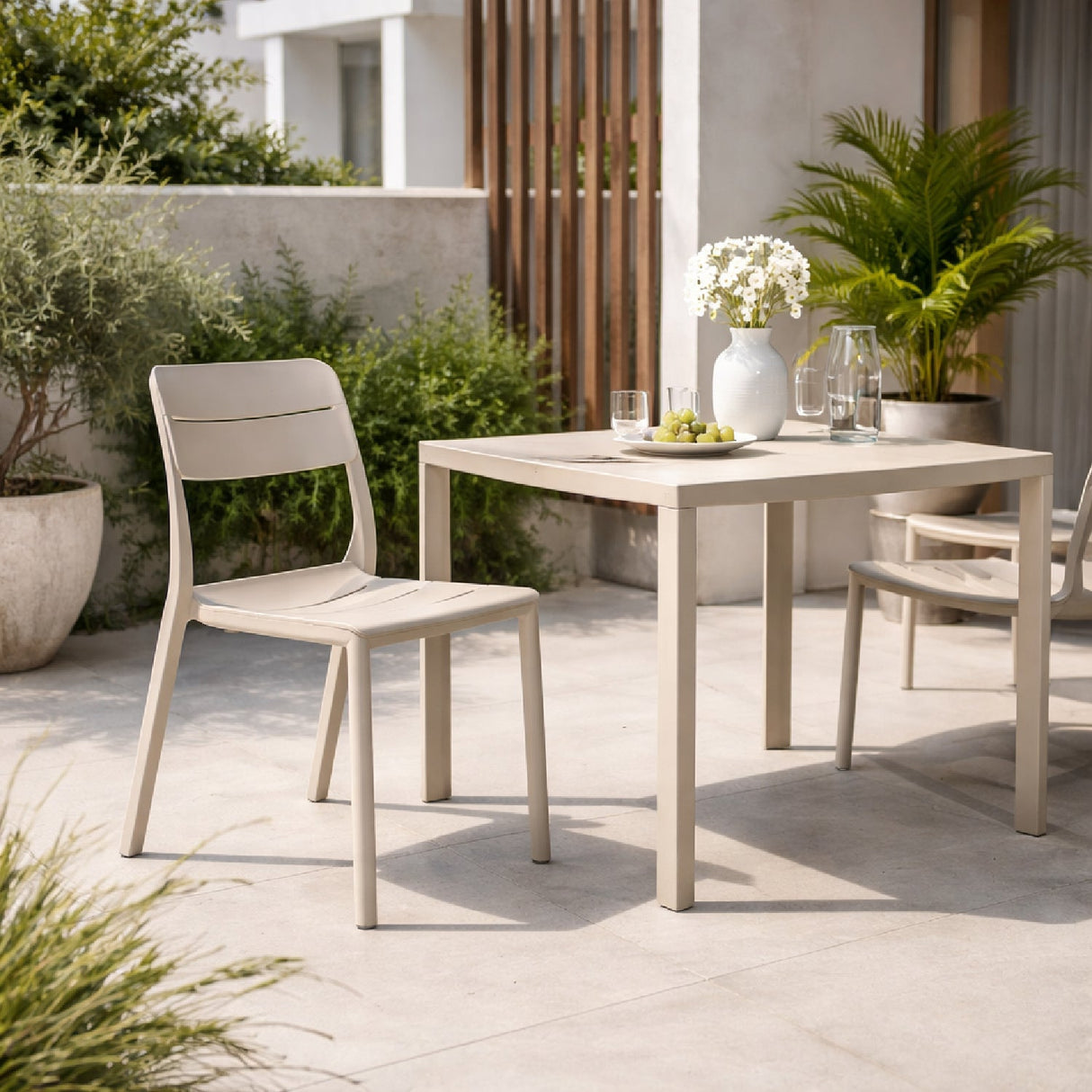 Fiberglass Outdoor Monobloc Dining Chair | Oroa.com