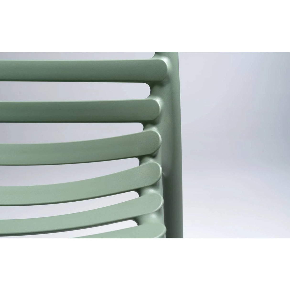 Slatted Outdoor Monobloc Chair | Oroa.com