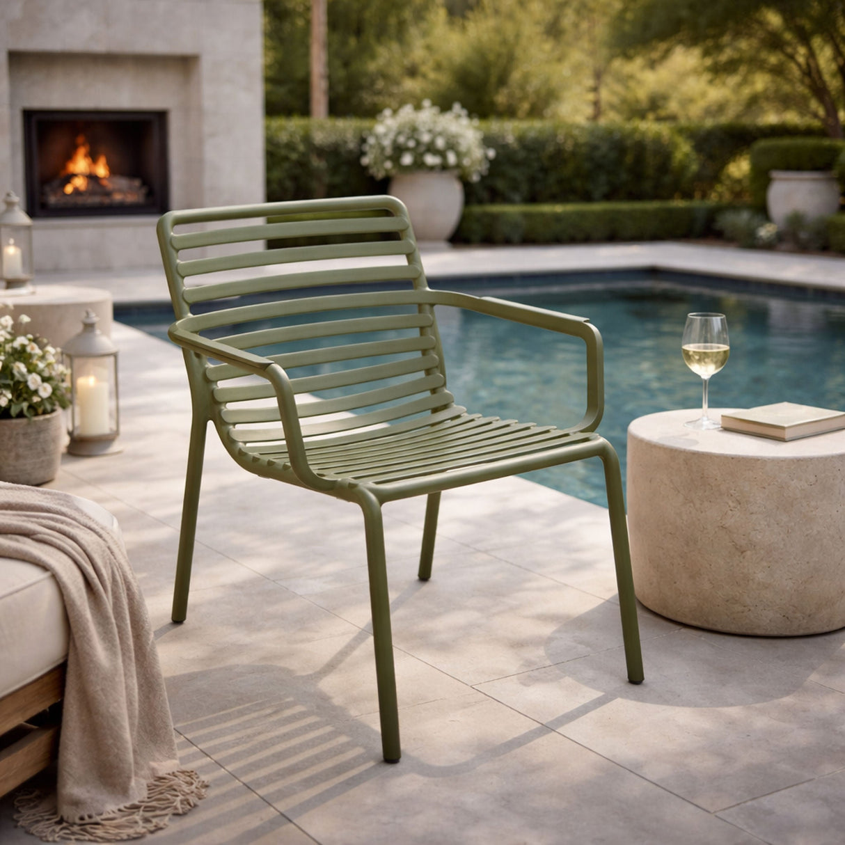 Slatted Stackable Outdoor Lounge Chair | Oroa.com