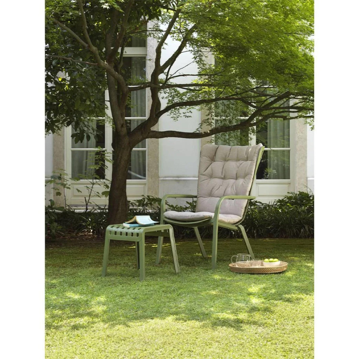Square Perforated Reclining Armchair | Oroa.com