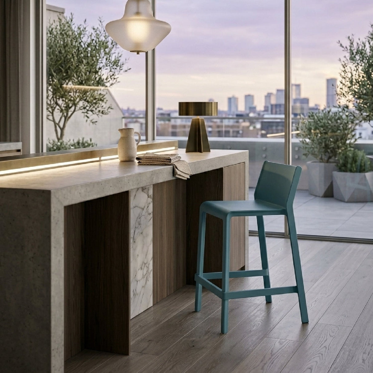 Minimalist Counter Stool | Oroa.com
