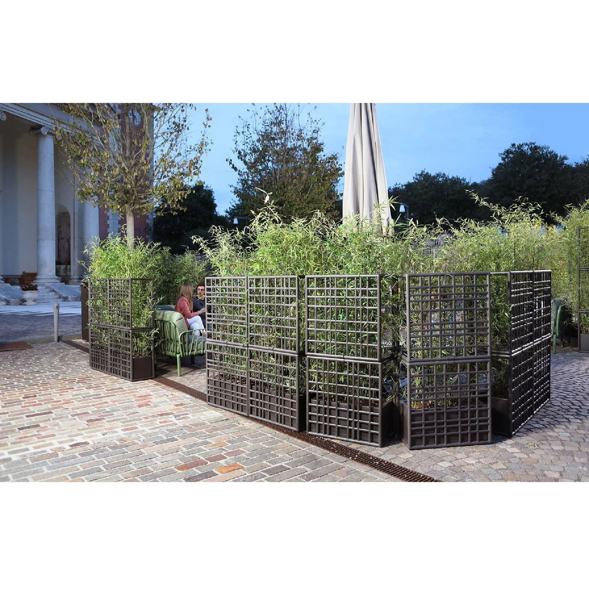 Regenerated Fiberglass Outdoor Wall Partition | Oroa.com