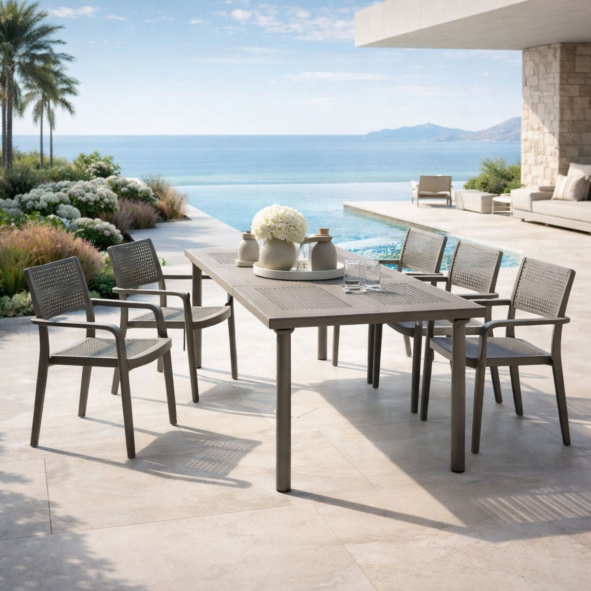 Extendable Outdoor Dining Table with Umbrella Hole | Oroa.com