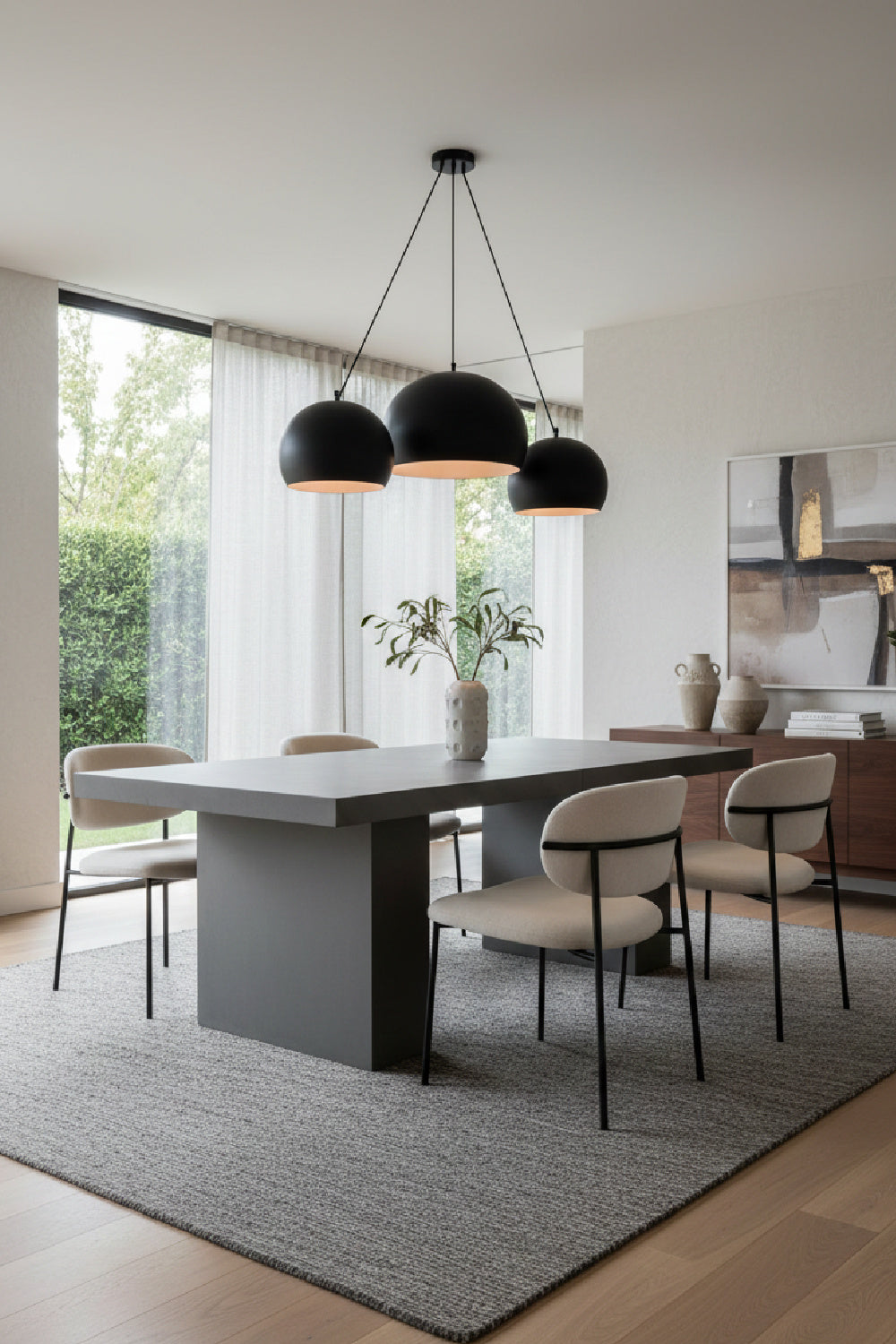 Pillar-Legged Indoor/Outdoor Dining Table | Novi Living Aurelius | Oroa.com