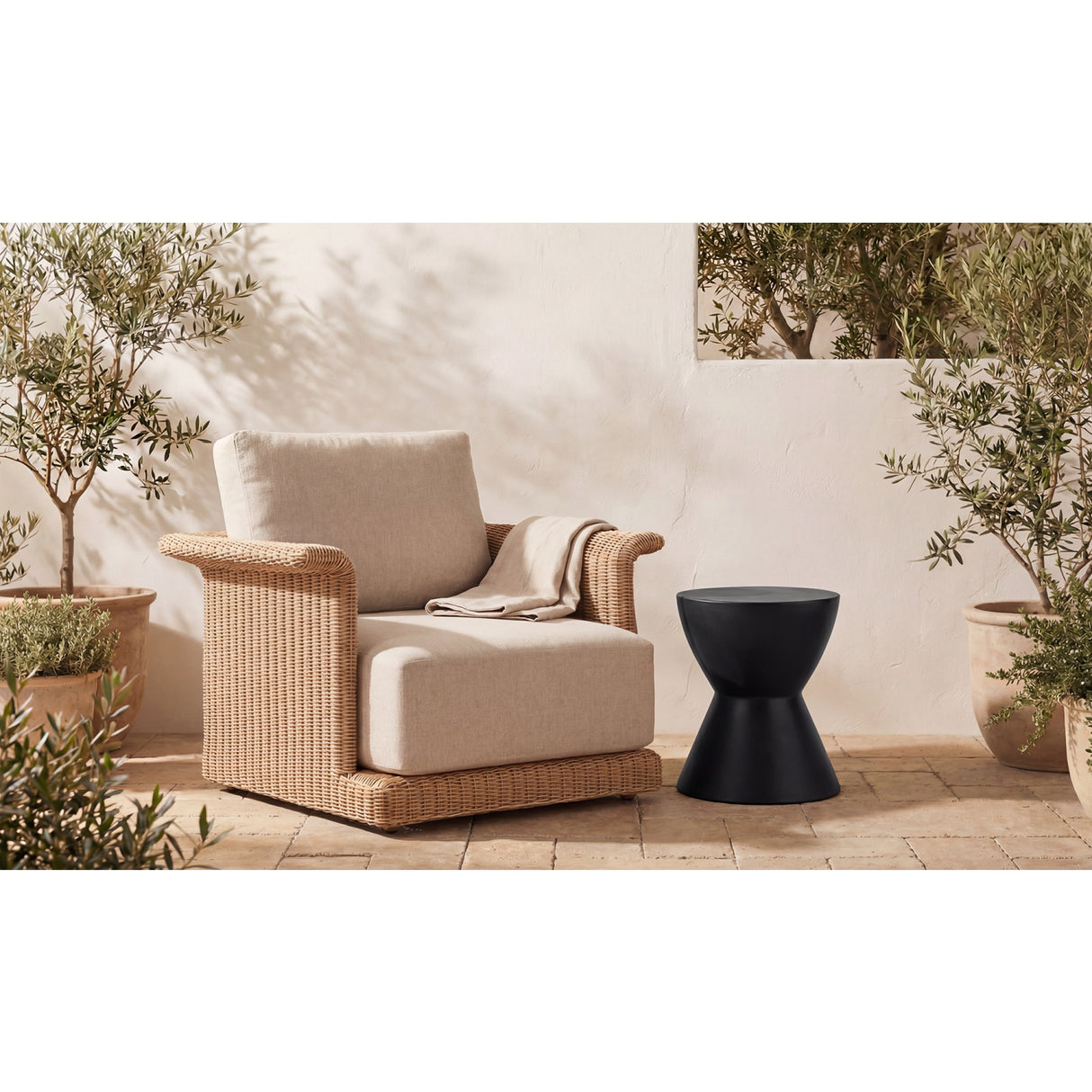 Contoured Indoor/Outdoor Stool | Novi Living Hourglass | Oroa.com