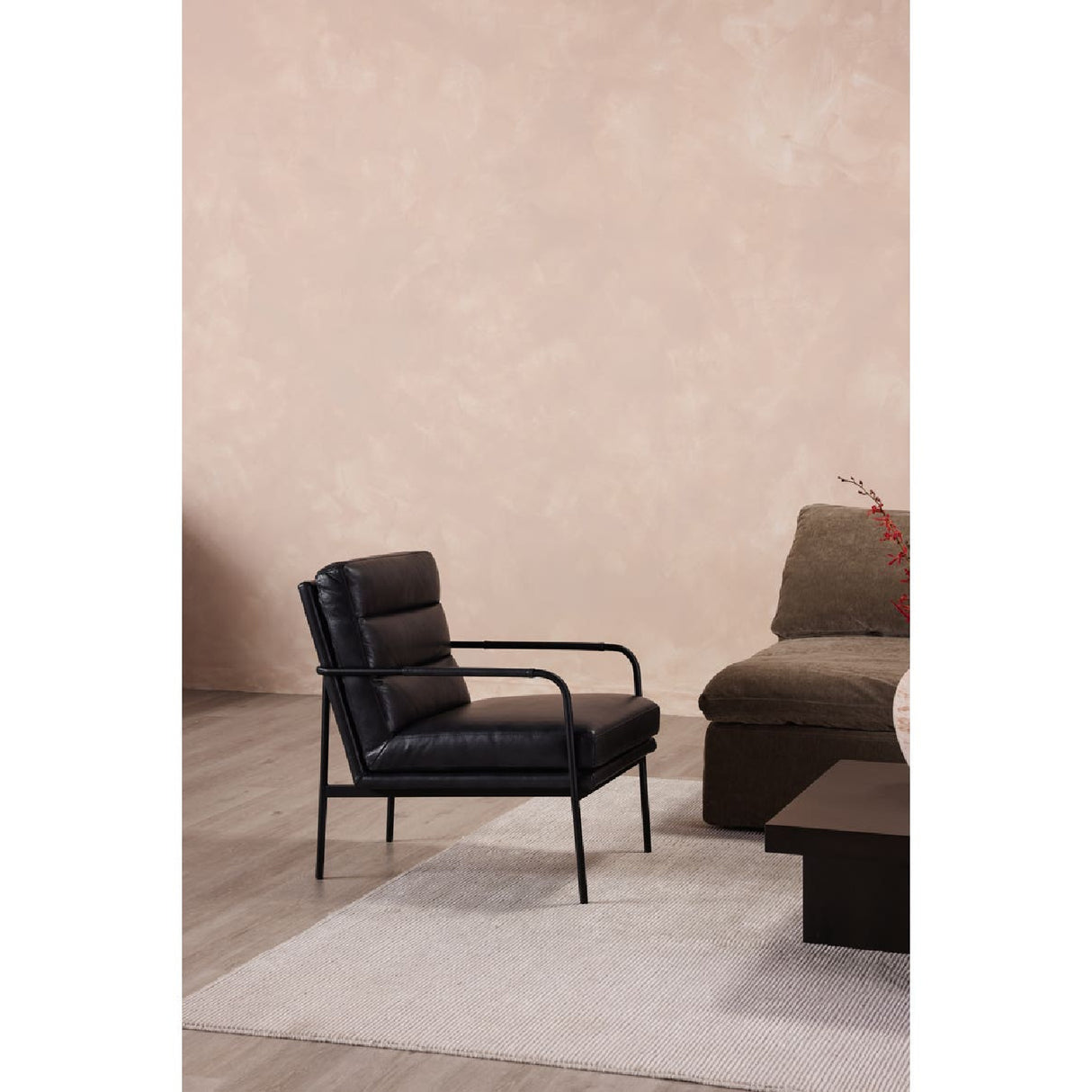 Modern European furniture - Leather Classic Lounge Armchair - www.oroa.com | Oroa.com