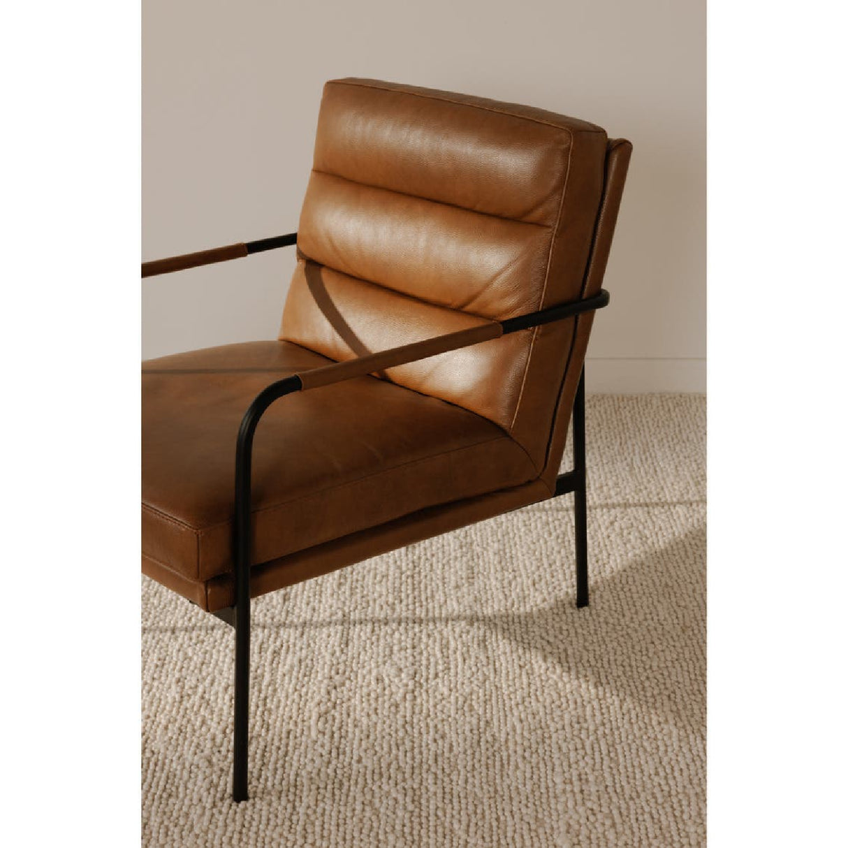 Modern European furniture - Leather Classic Lounge Armchair - www.oroa.com | Oroa.com