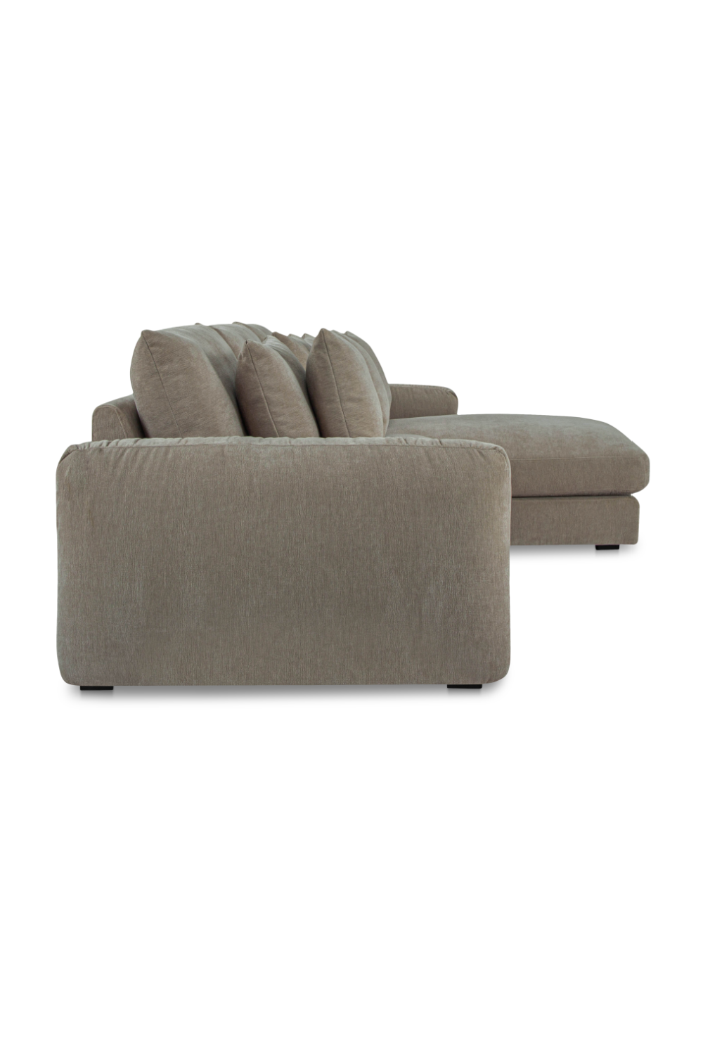 L-Shaped Sectional Sofa | Novi Living Berga | Oroa.com
