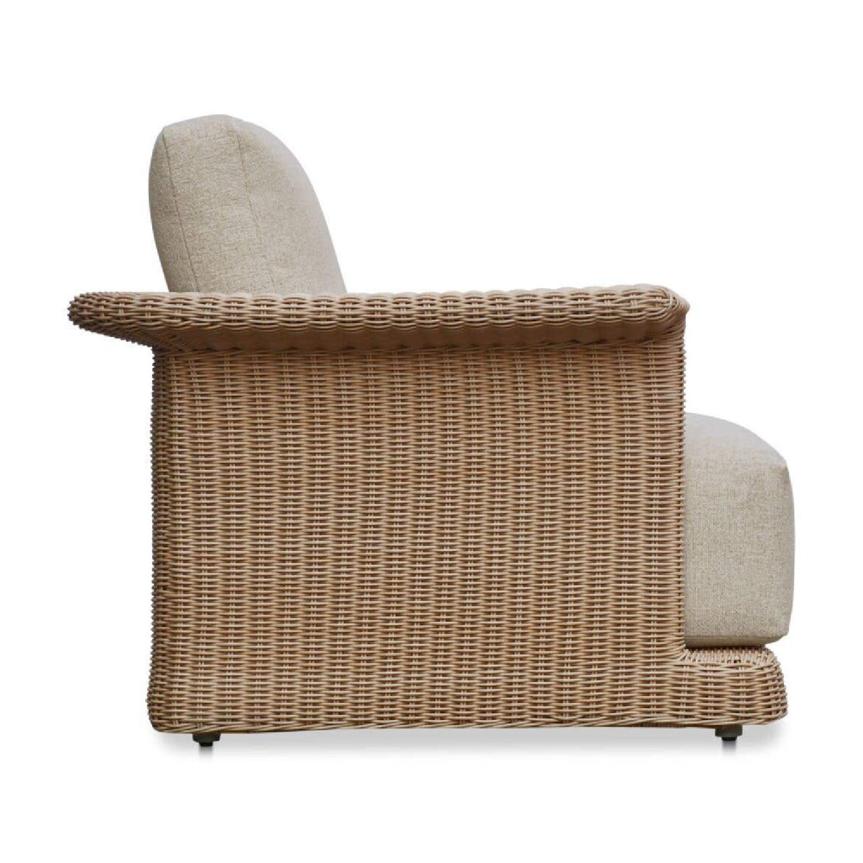 Modern European furniture - Curved Arm Wicker Outdoor Chair - www.oroa.com | Oroa.com
