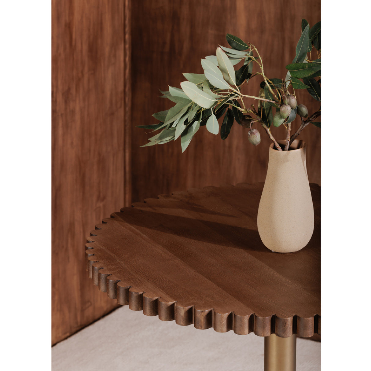 Modern European furniture - Round Scalloped Pedestal Coffee Table - www.oroa.com