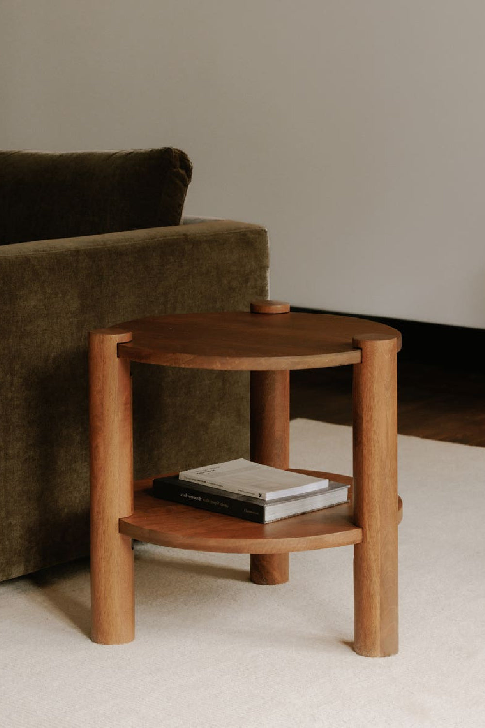 Vintage Mango Wood Accent Table | Novi Living Olsen | Oroa.com