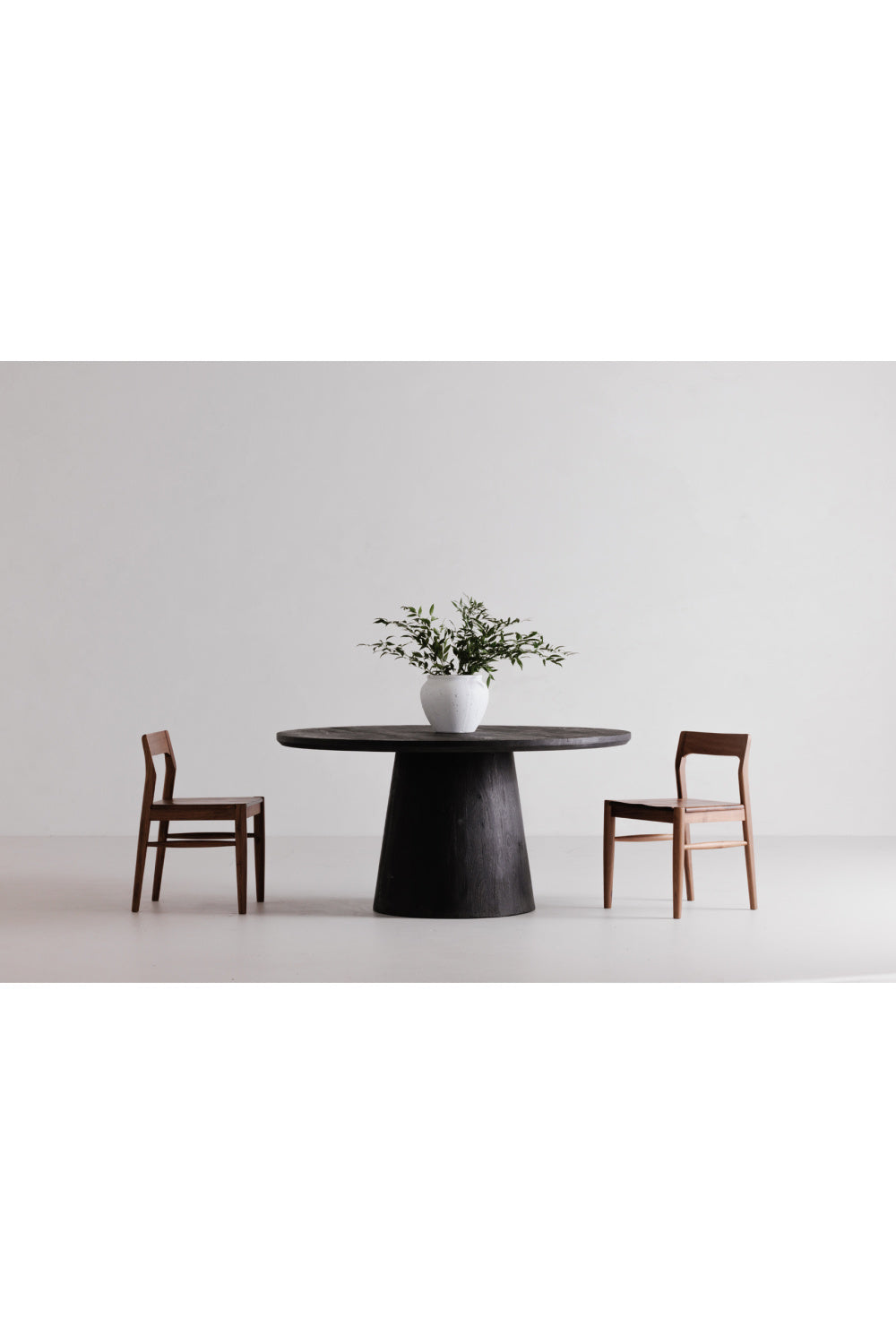 Modern European furniture - Black Mango Wood Dining Table - www.oroa.com