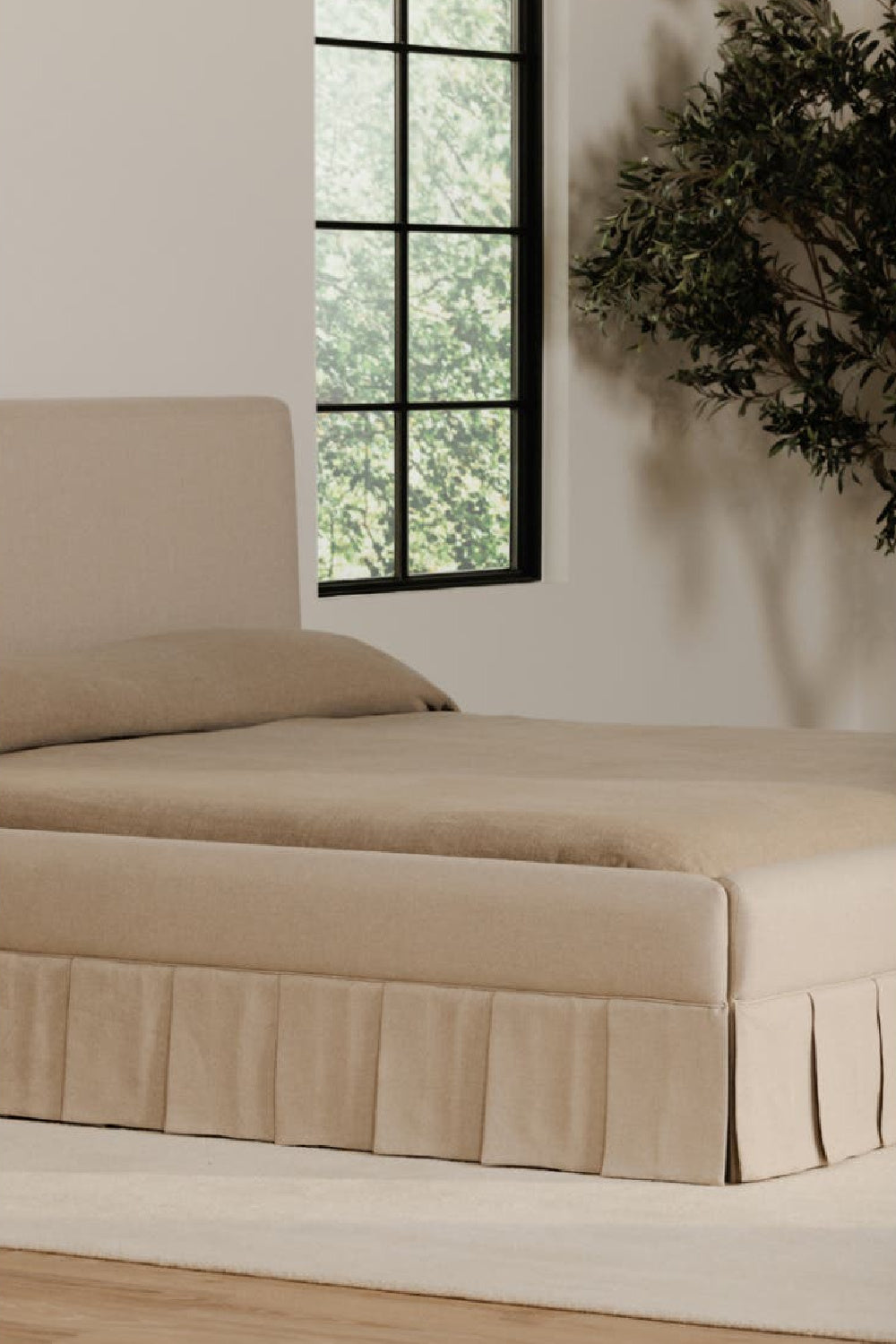 Box Pleated Bed | Novi Living Maren | Oroa.com