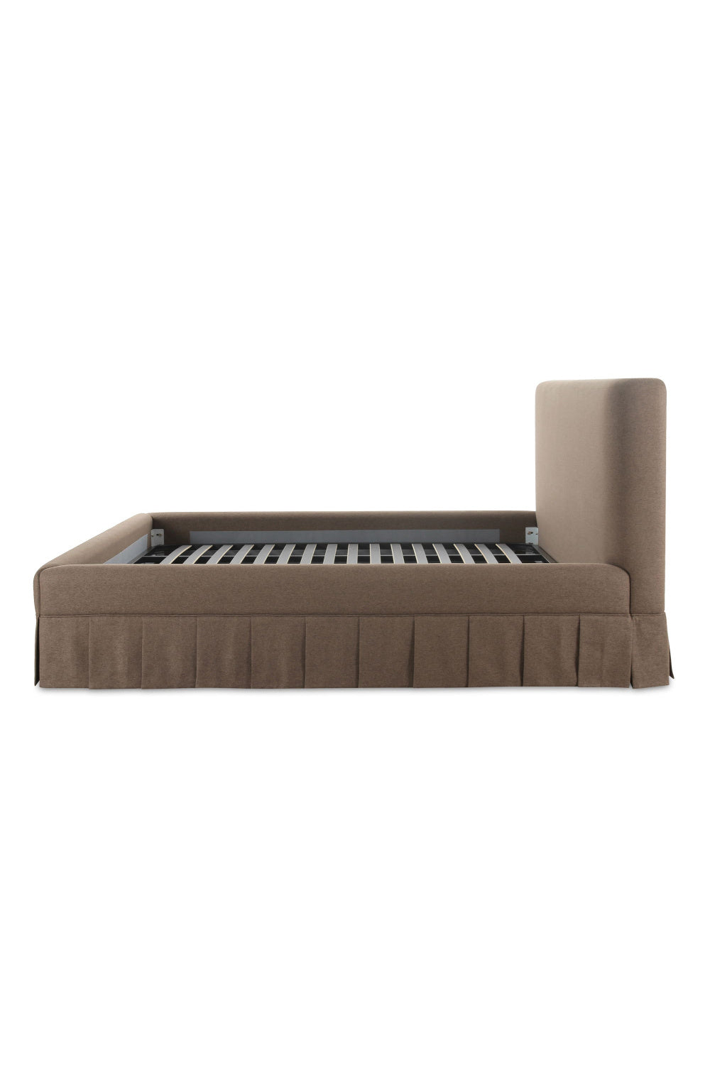 Box Pleated Bed | Novi Living Maren | Oroa.com