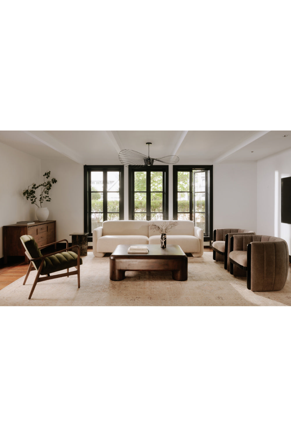Modern European furniture - Green Velvet Tufted Lounge Chair - www.oroa.com | Oroa.com
