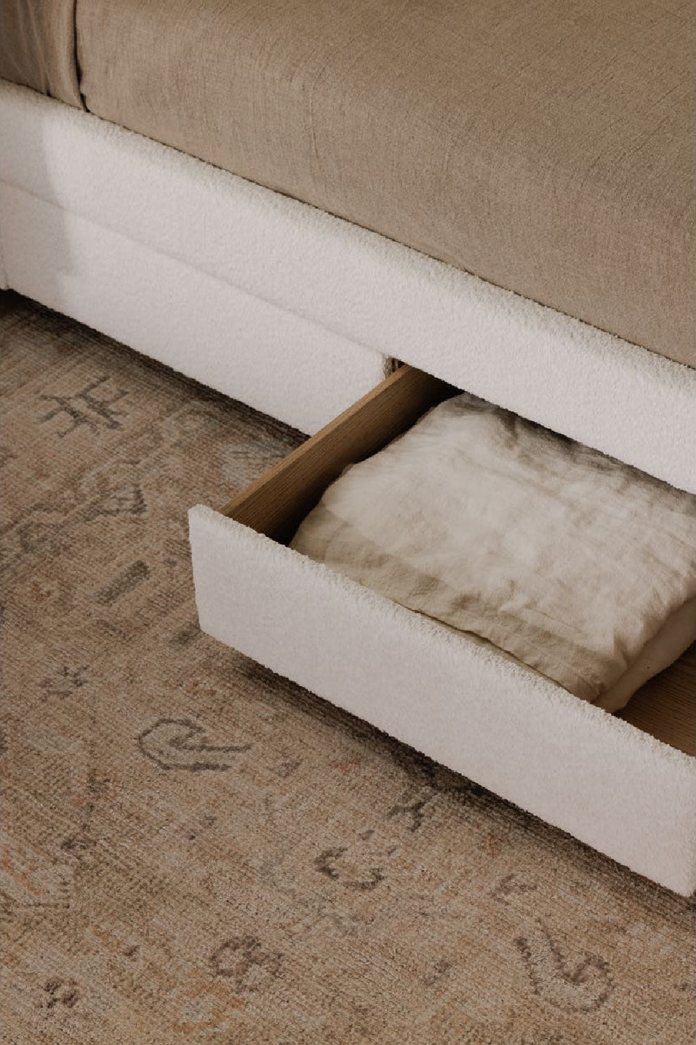 Upholstered Storage Bed | Novi Living Sophia | Oroa.com