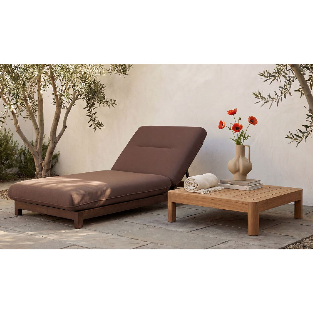 Modern European furniture - Adjustable Outdoor Lounge Chair - www.oroa.com | Oroa.com
