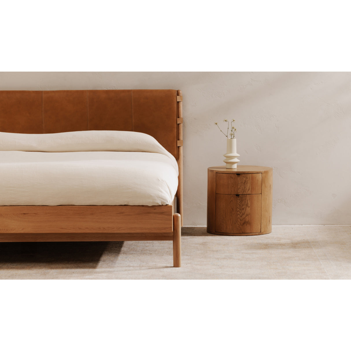 Modern European furniture - Brown Leather Bed - www.oroa.com | Oroa.com
