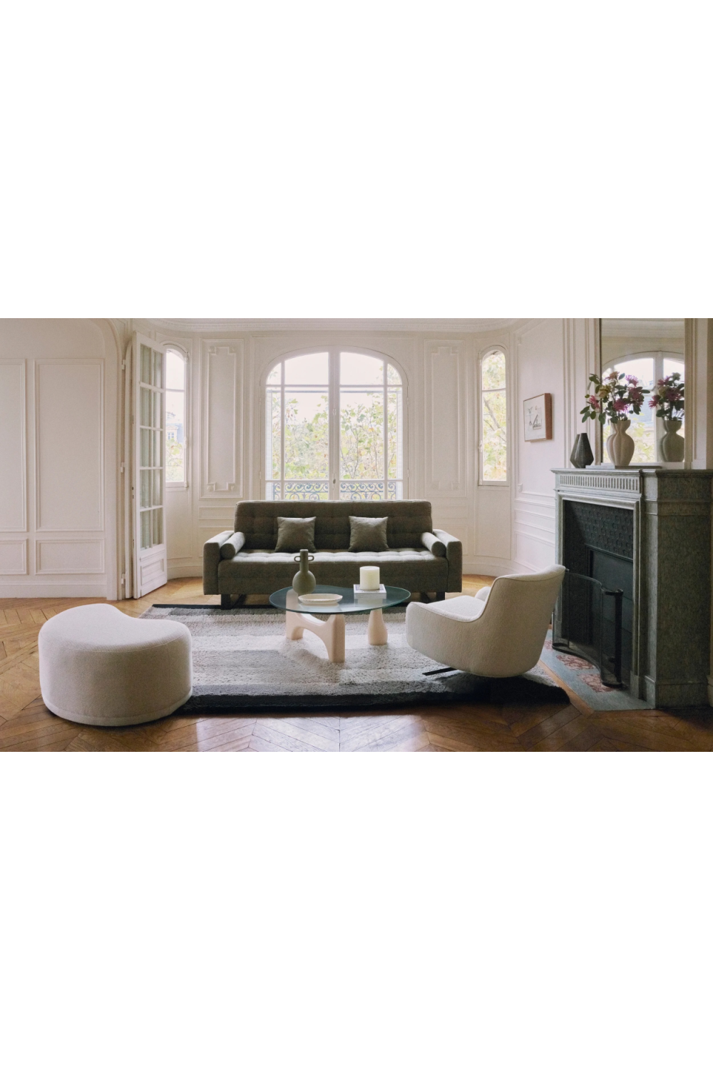 Padded Swivel Armchair M | NV Gallery Golden Gun | Oroa.com