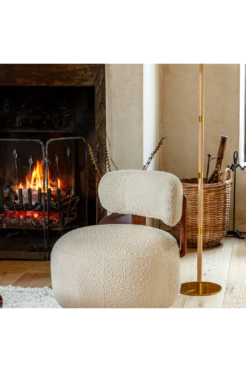 Rounded Seat Accent Chair | NV Gallery Platon | Oroa.com