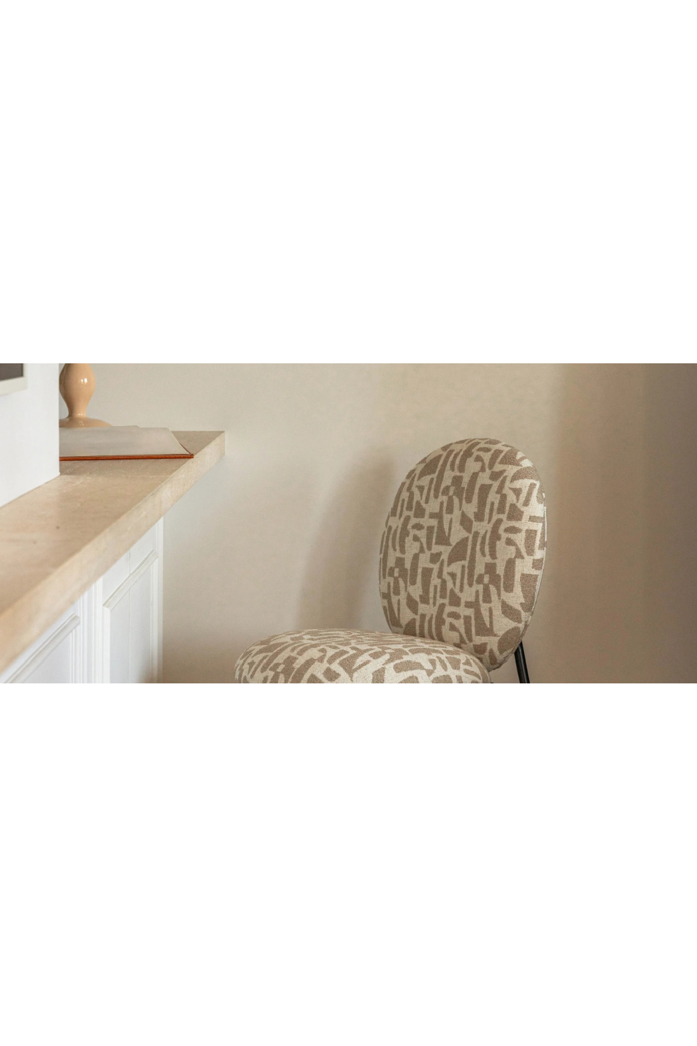 Round Back Dining Chair | NV Gallery Blaze | Oroa.com