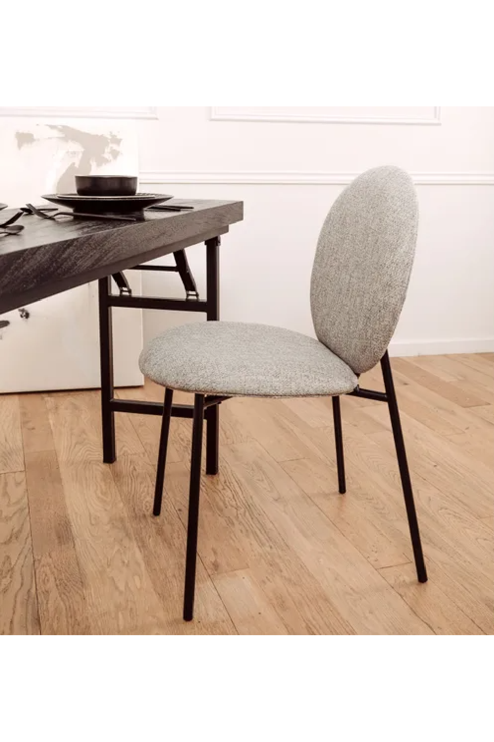 Round Back Dining Chair | NV Gallery Blaze | Oroa.com