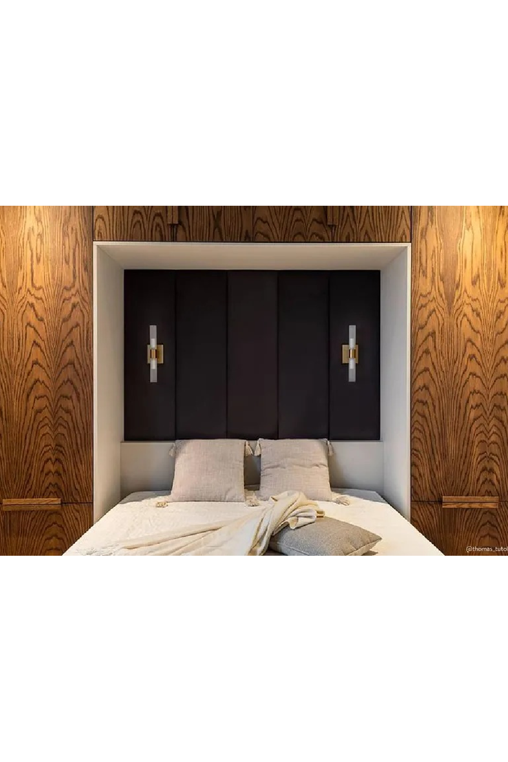 Fluorescent Tube Wall Lamp | NV Gallery Avello | Oroa.com