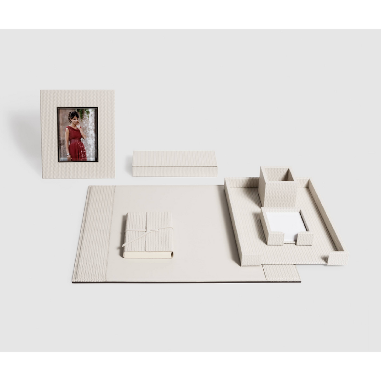 Calf Leather Pencil Box S | Pinetti | OROA.com