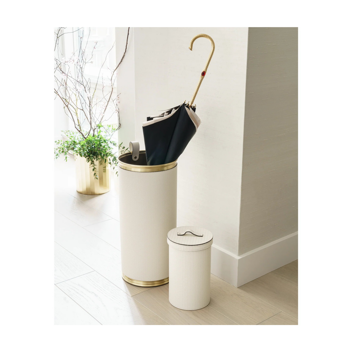 Leather Covered Umbrella Stand | Pinetti | OROA.com