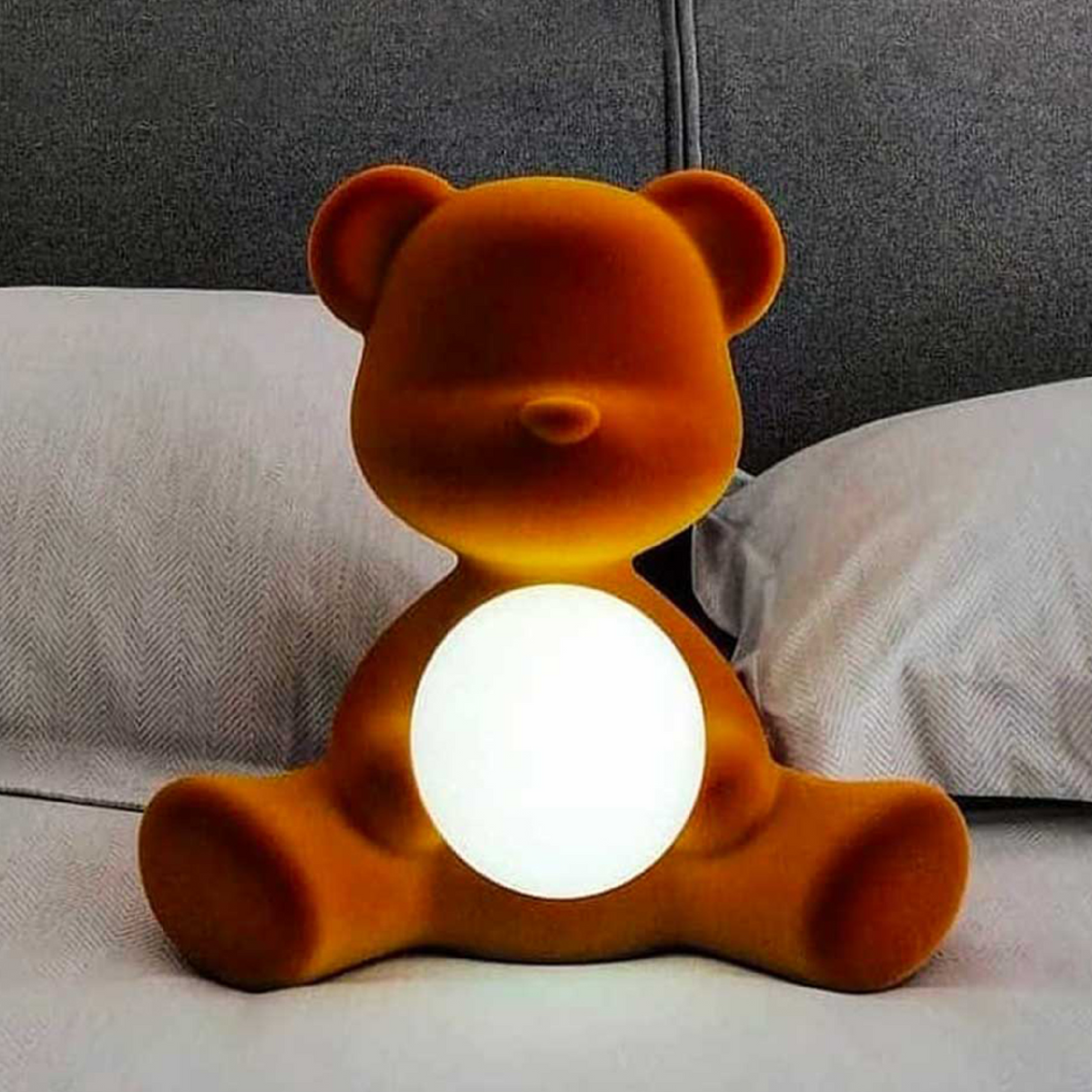 Velvet Rechargeble Table Lamp | Qeeboo Teddy Girl | OROA.com