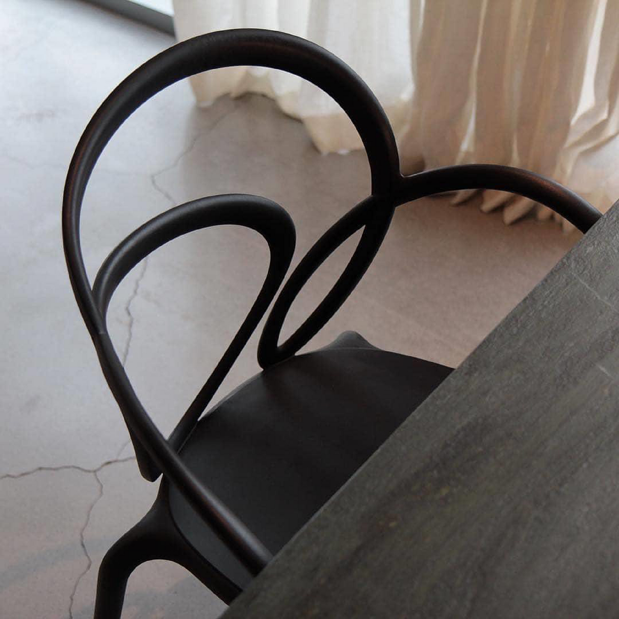 Tangled Dining Chairs (2) | Qeeboo Loop | OROA.com