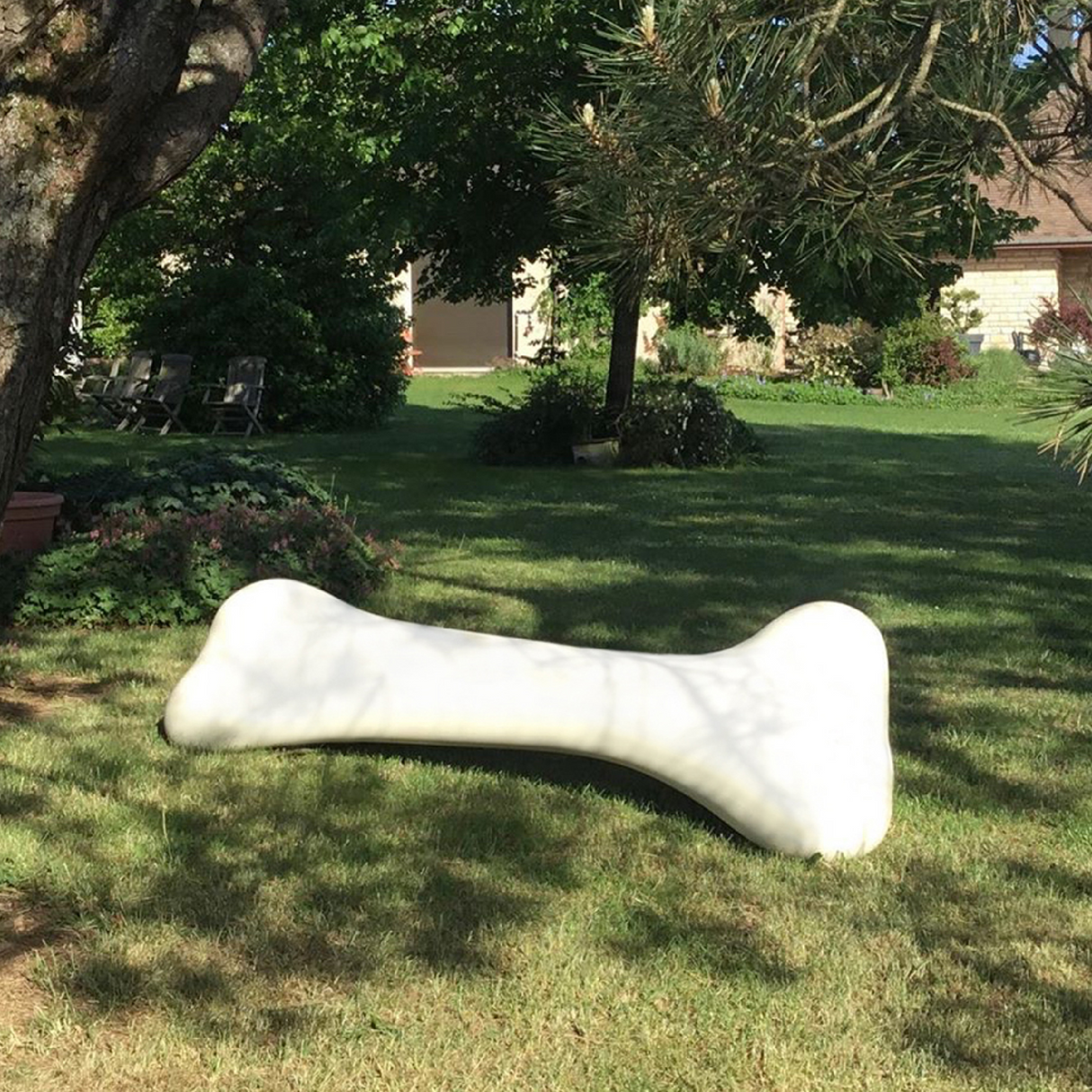 Bone Decorative Object | Qeeboo Bonos | OROA.com