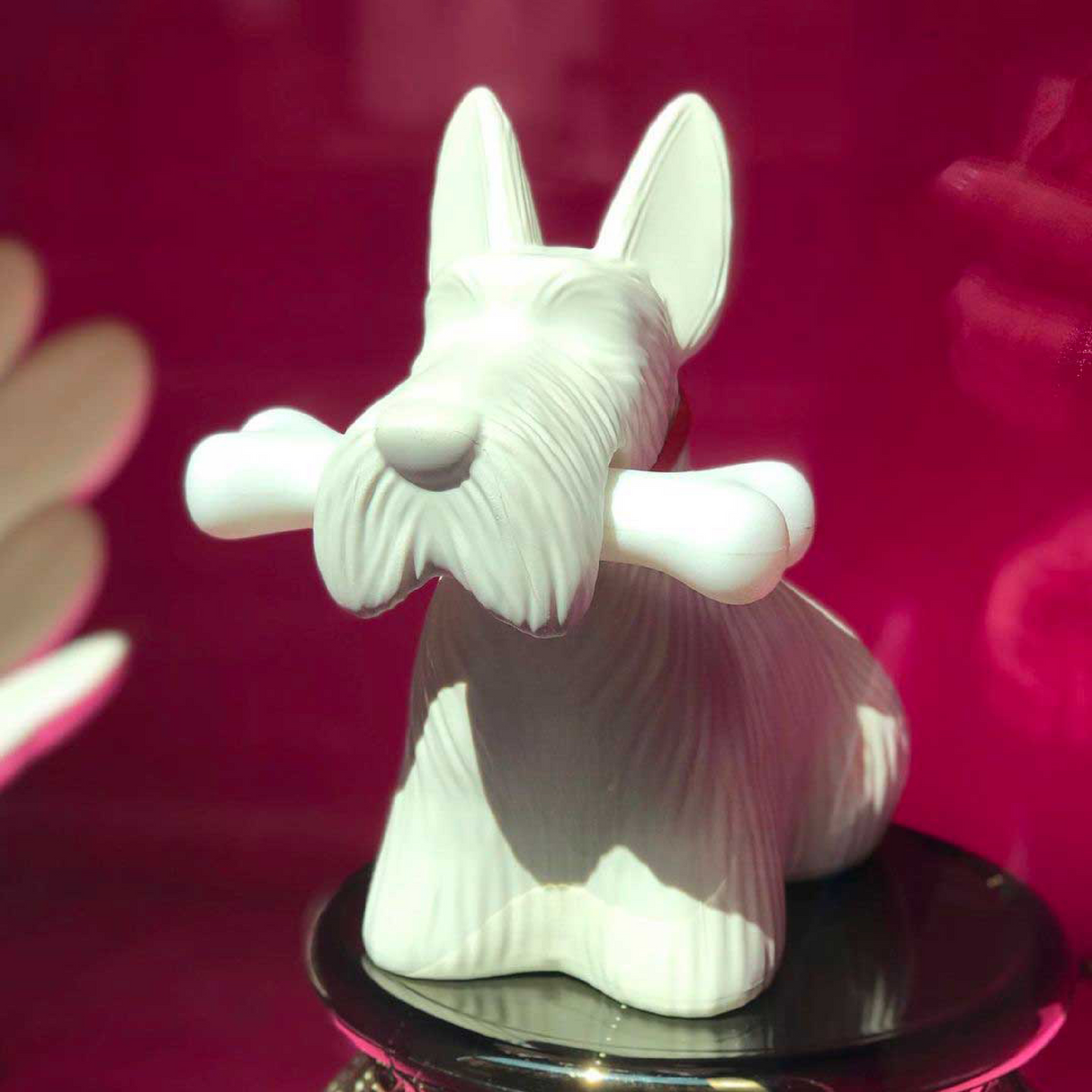 Decorative Dog Wireless Lamp | Qeeboo Scottie | OROA.com