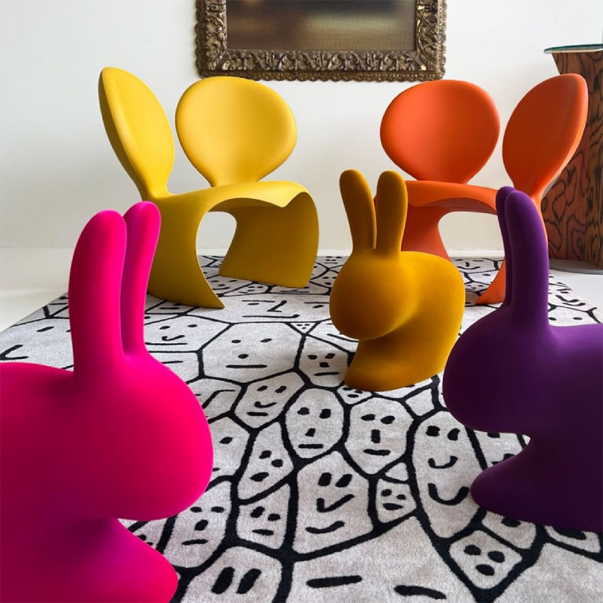 Modern Indoor/Outdoor Accent Chair | Qeeboo Don't F**K With The Mouse | OROA.com