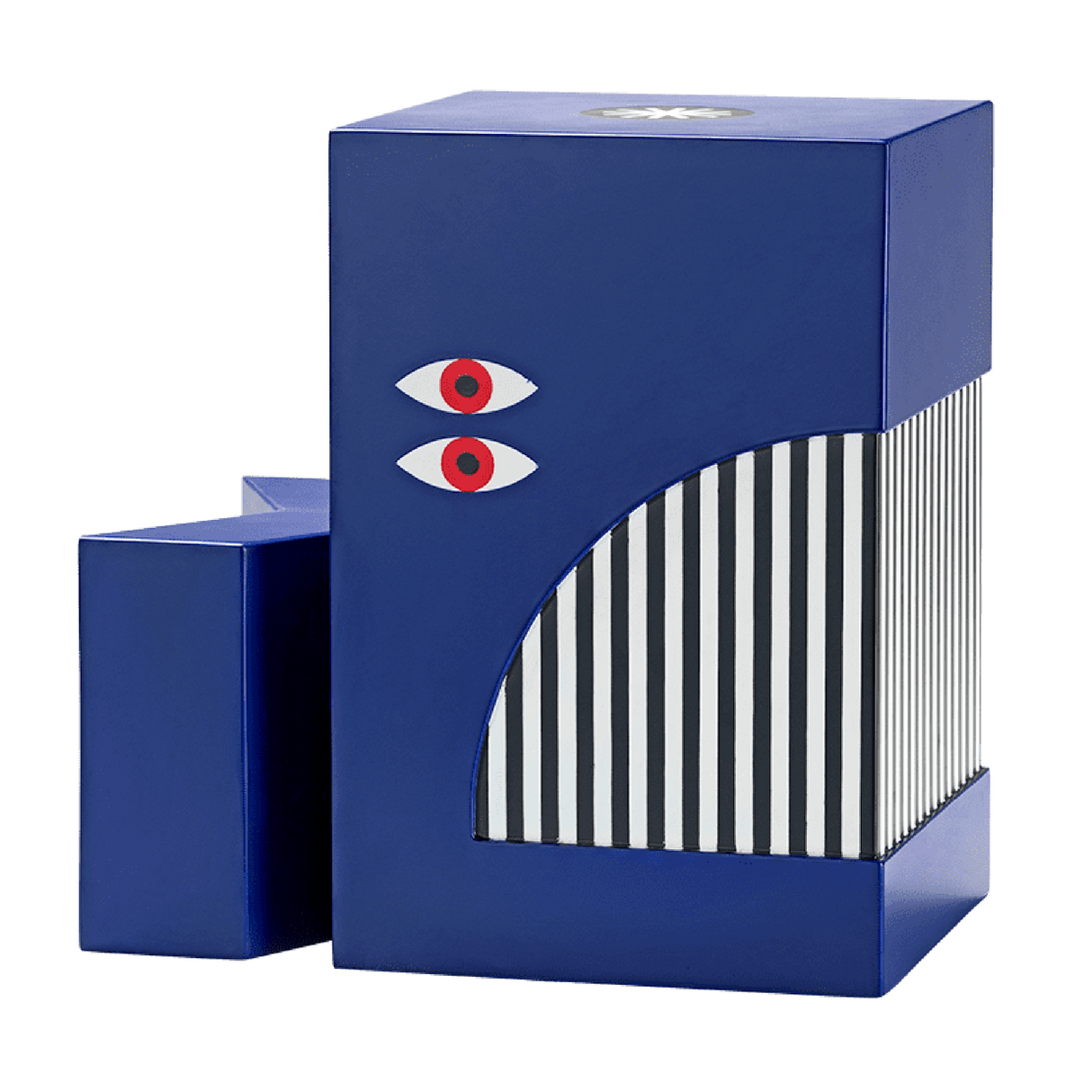 Lacquered Wood Coffee Table | Qeeboo Oggian | OROA.com