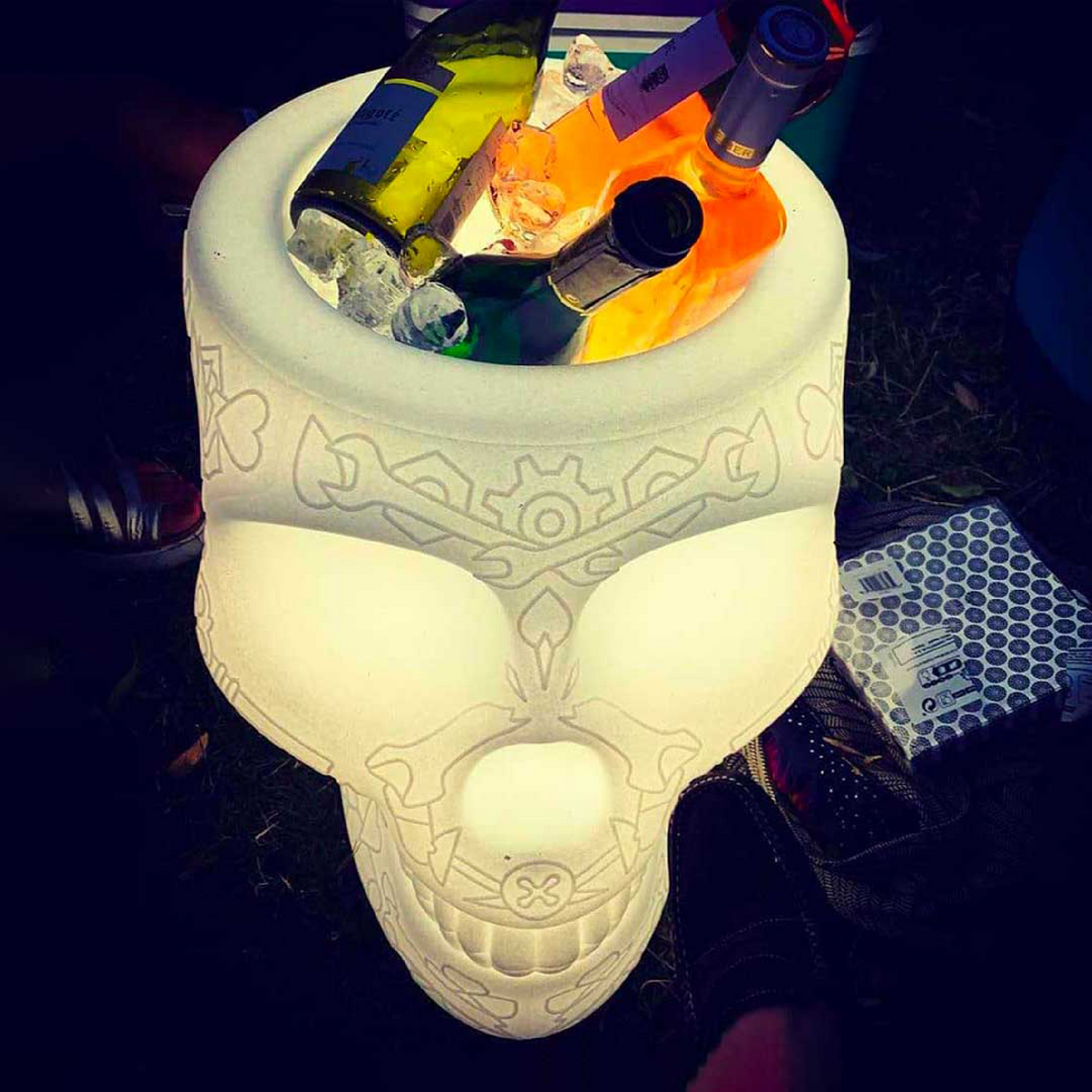 LED Planter & Champagne Cooler Lamp | Qeeboo Mexico | OROA.com