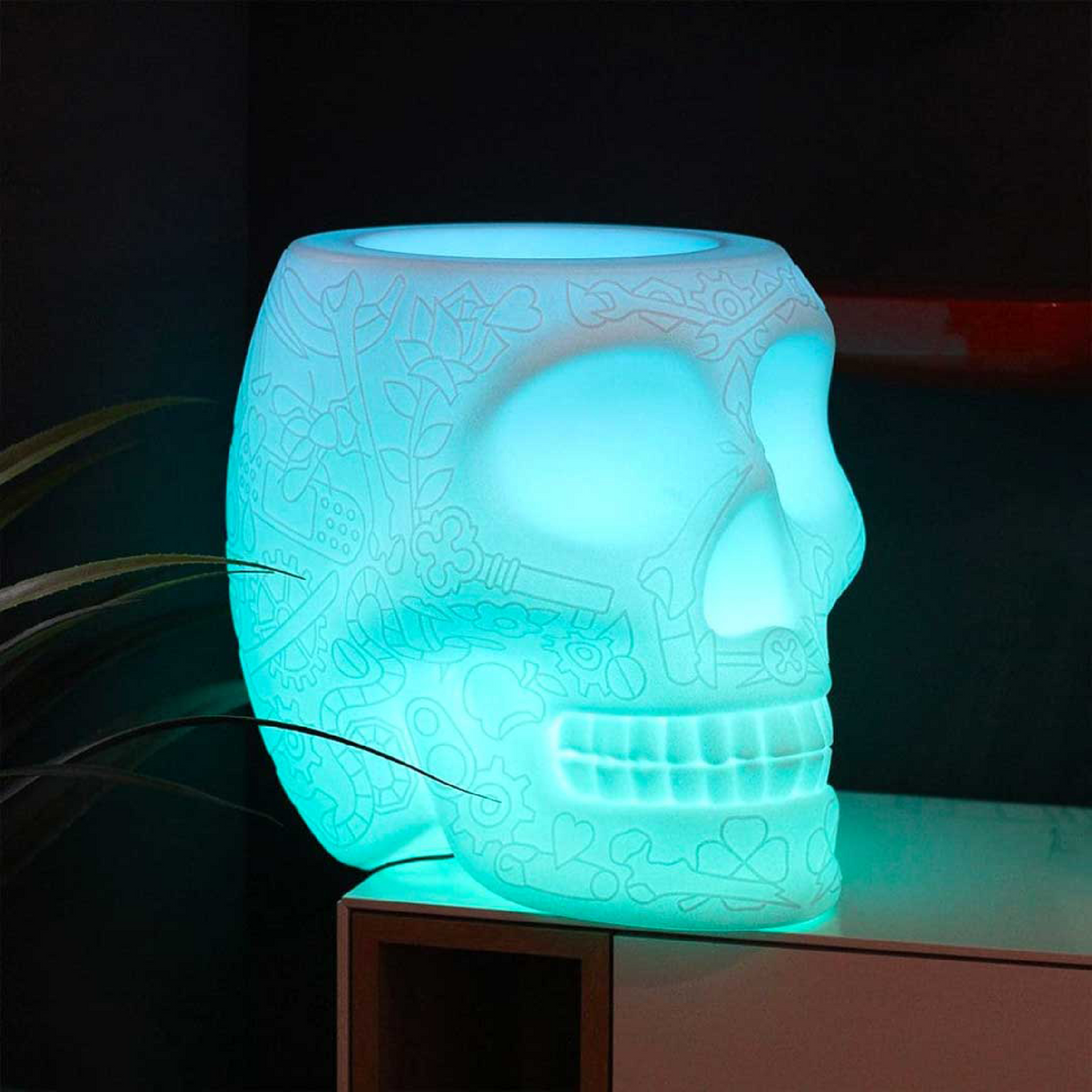 LED Planter & Champagne Cooler Lamp | Qeeboo Mexico | OROA.com