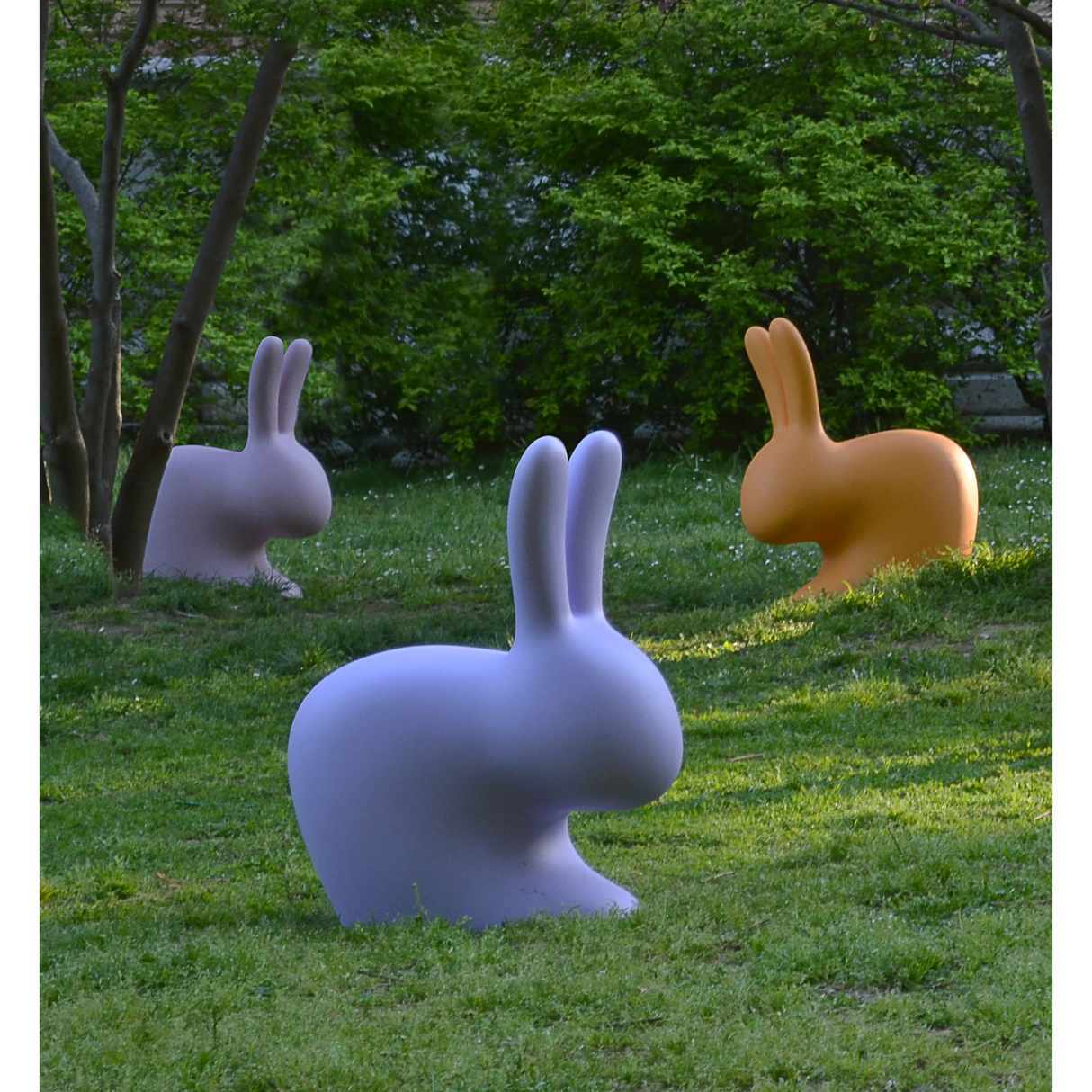 Molded Bunny Chair | Qeeboo Rabbit | OROA.com
