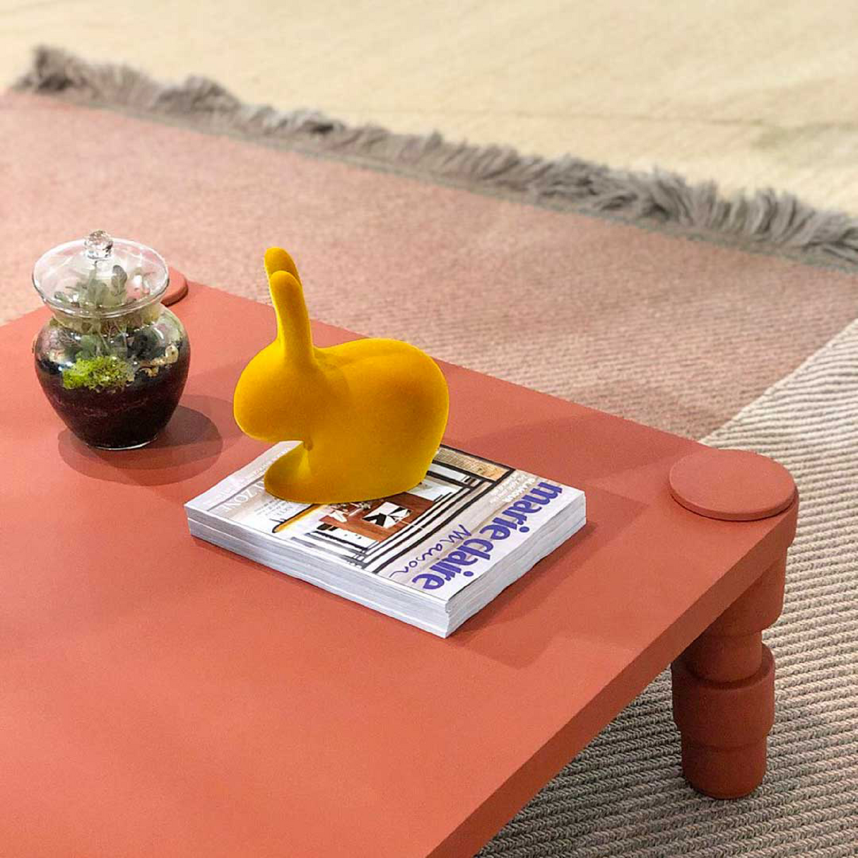 Velvet Sculptural Book End XS | Qeeboo Rabbit | OROA.com