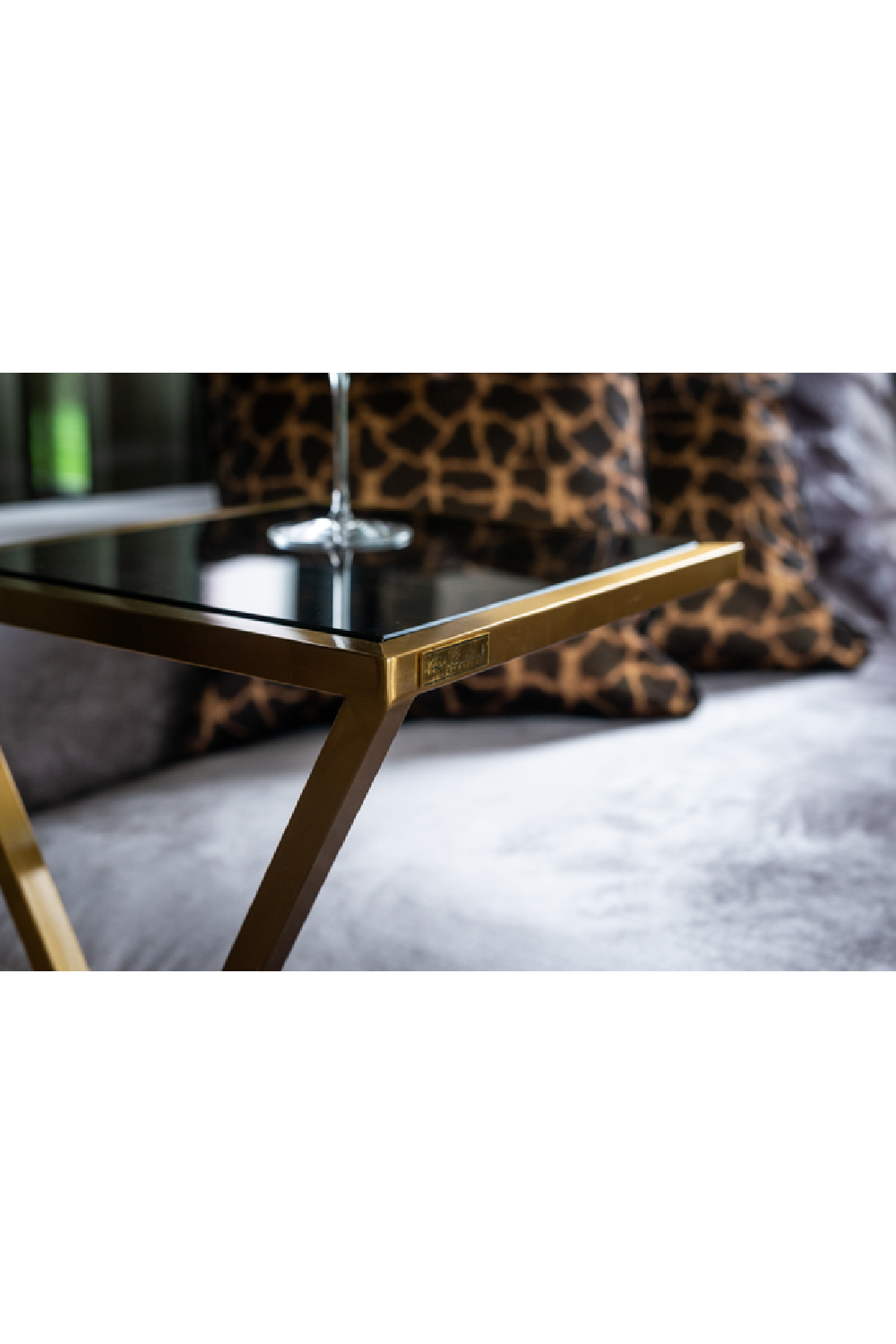Cross Framed Sofa Table | OROA Paramount | Oroa.com