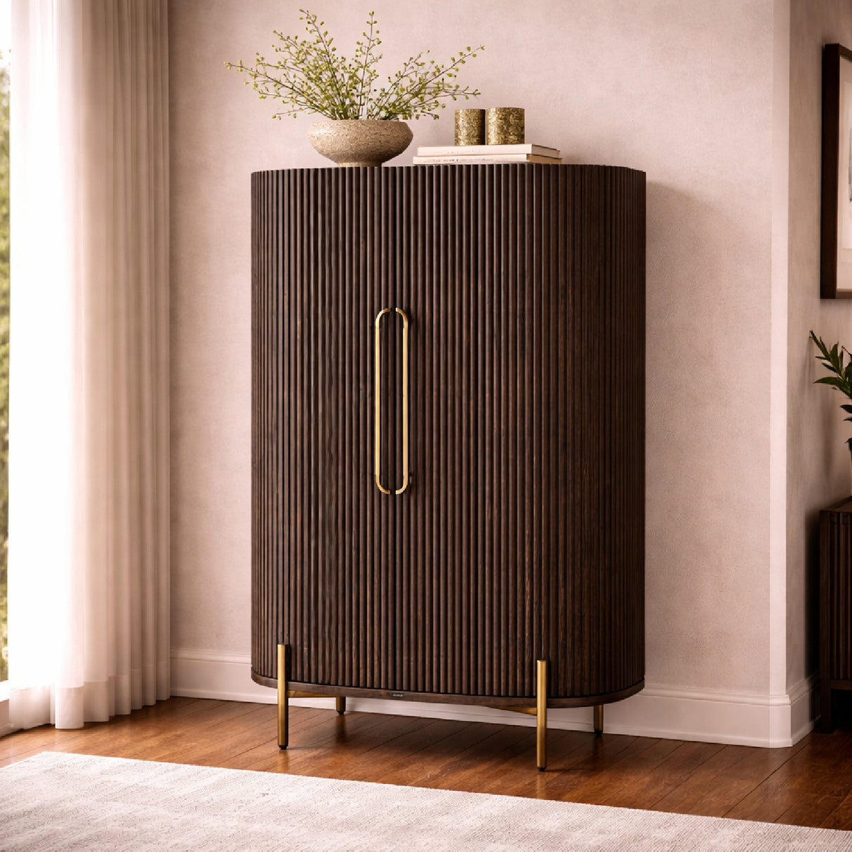 Contemporary Classic Cabinet | Oroa.com