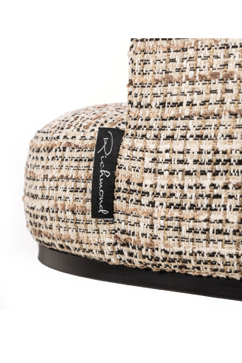 Curved Modern Swivel Chair | Richmond Interiors Cheyenne | Oroa.com