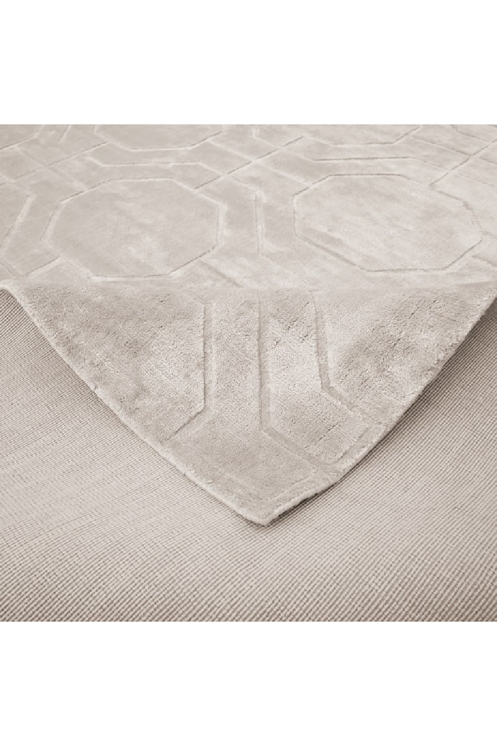 Off-White Viscose Carpet | Richmond Interiors Flynn | Oroa.com