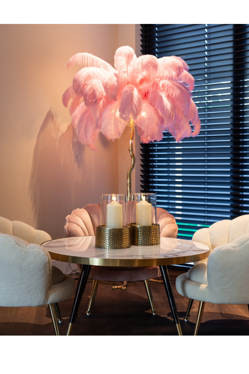 Beige Scalloped Kid's Lounge Chair | Richmond Interiors Charly | Oroa.com