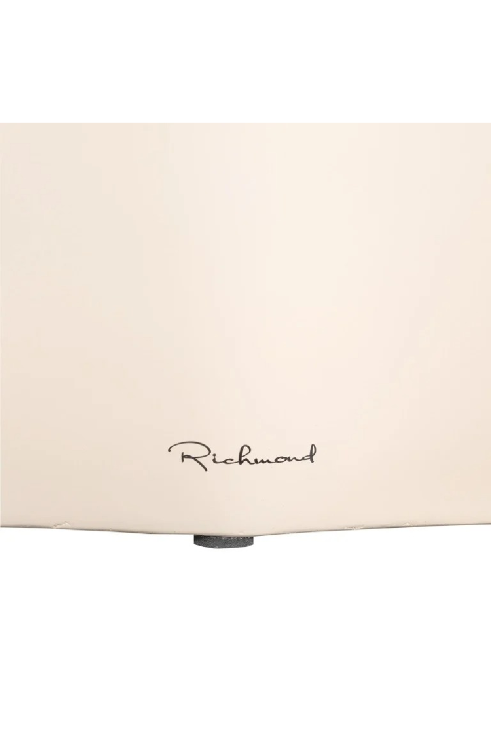 White Organic Indoor/Outdoor Coffee Table | Richmond Interiors Urban Bloom | Oroa.com