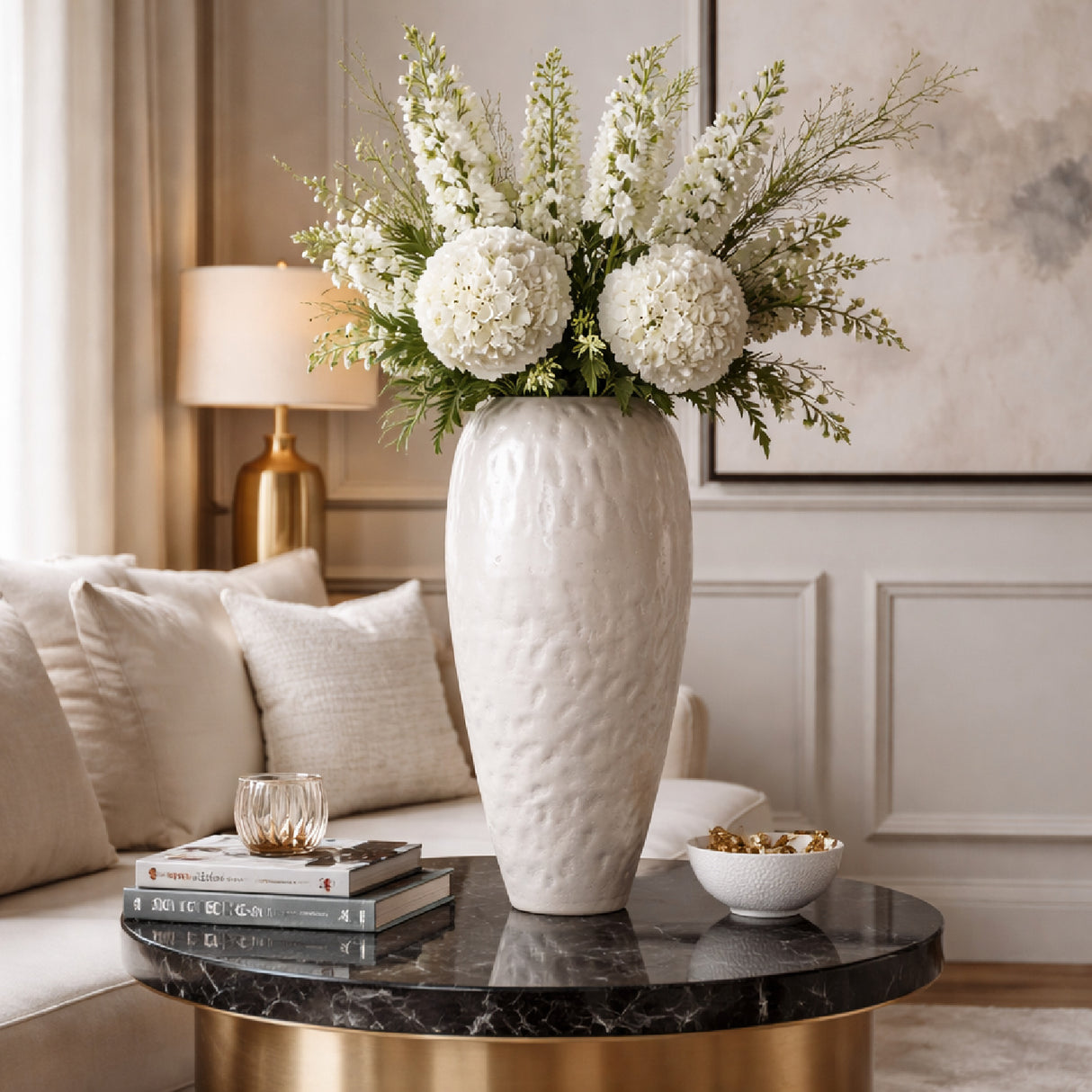 White Aluminum Vase | Oroa.com