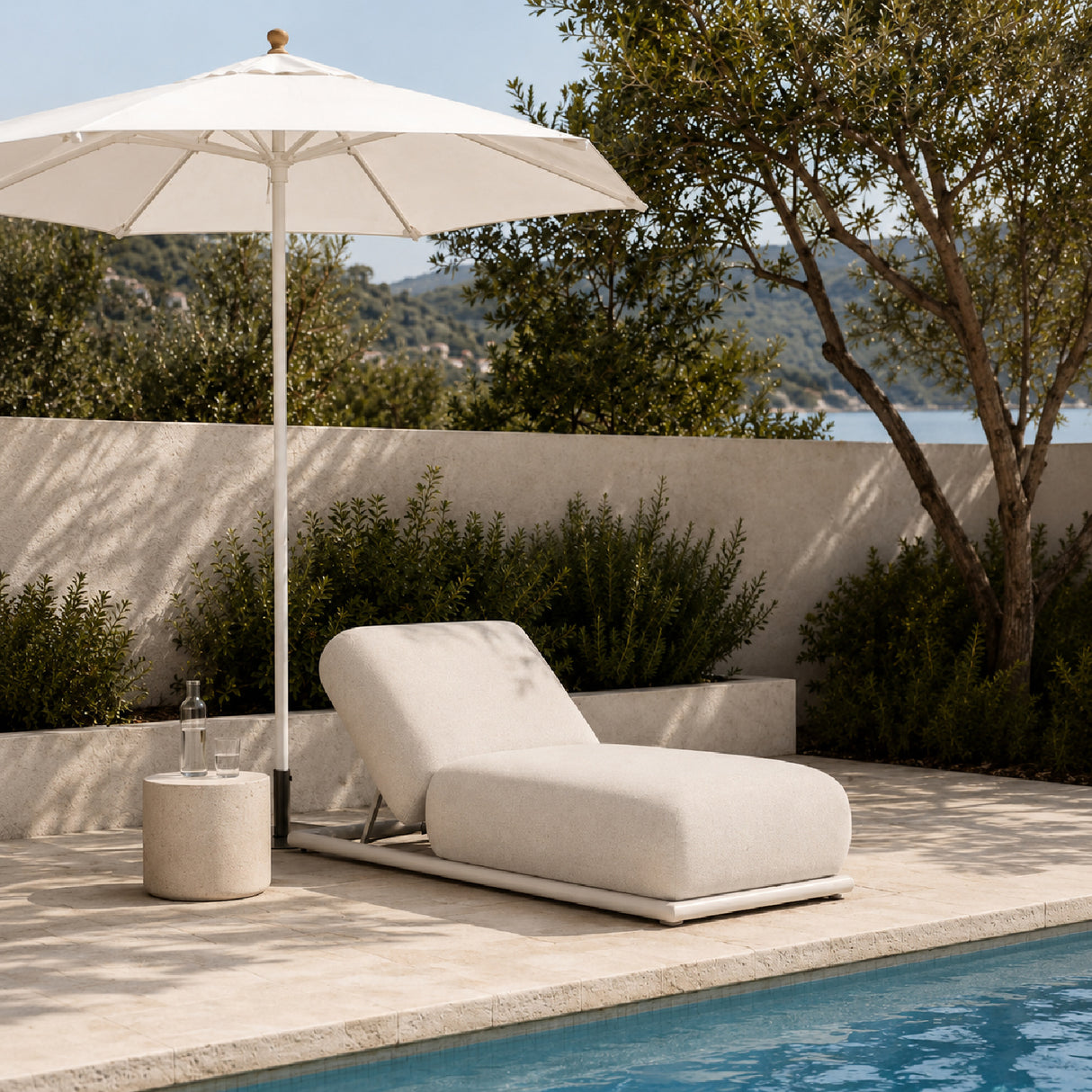 Beige Outdoor Daybed | Oroa.com